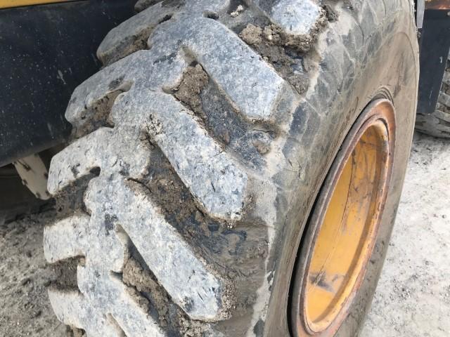 2005 Komatsu WA200-5L articulating wheel loader