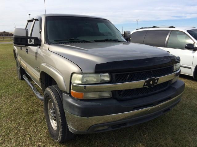 2002 CHEVORLET SILVERADO TAN