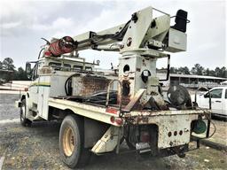 1999 Freightliner Fl70 single axle derrick digger