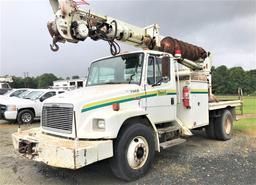 1999 Freightliner Fl70 single axle derrick digger
