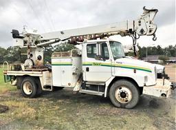 1999 Freightliner Fl70 single axle derrick digger