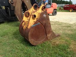 30 IN EXCAVATOR BUCKET
