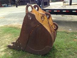 30 IN EXCAVATOR BUCKET