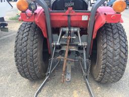 Massey Ferguson 1020 Tractor