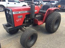 Massey Ferguson 1020 Tractor