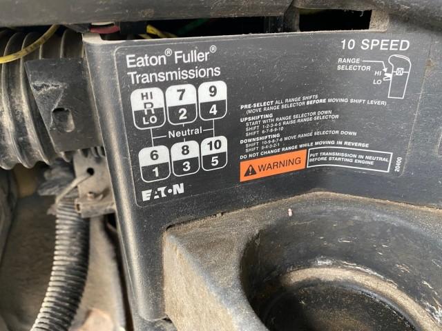 2008 Freightliner tandem axle tractor