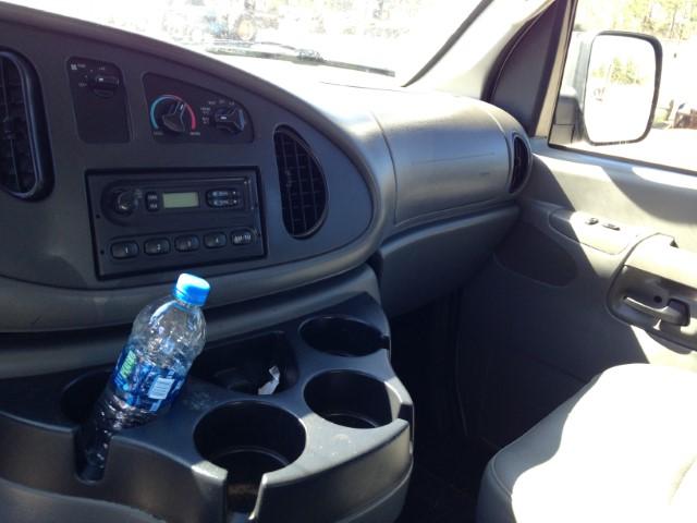 2008 FORD E150