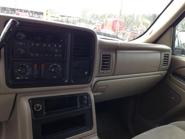 2006 CHEVY SUBURBAN