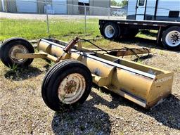 Durabilt Landscaper 12' pull type brading box