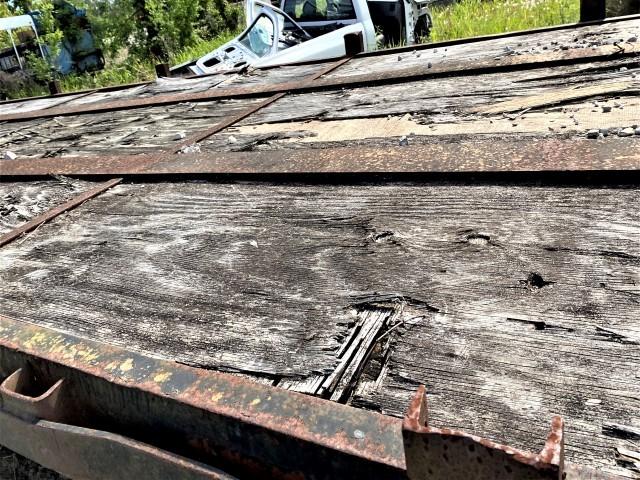 Black Diamond 40’ float trailer