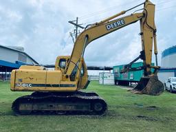 2001 Deere 160LC excavator