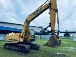 2001 Deere 160LC excavator