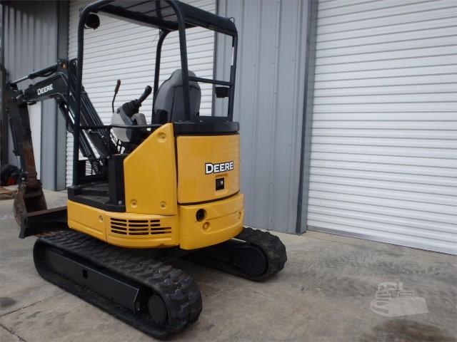 2017 John Deere 26G excavator