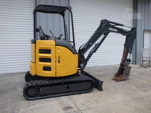 2017 John Deere 26G excavator