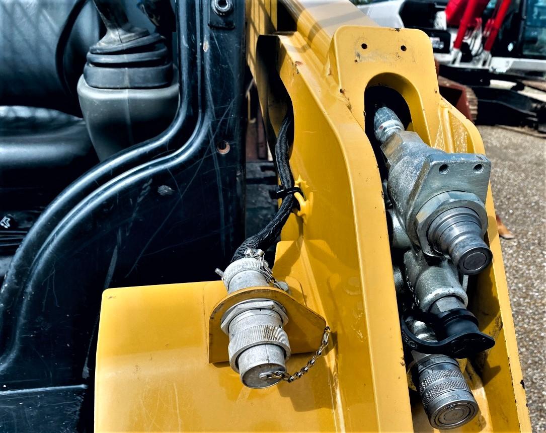 2019 Caterpillar 259D skid steer loader