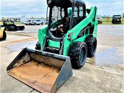 2014 Bobcat S530 skid steer loader