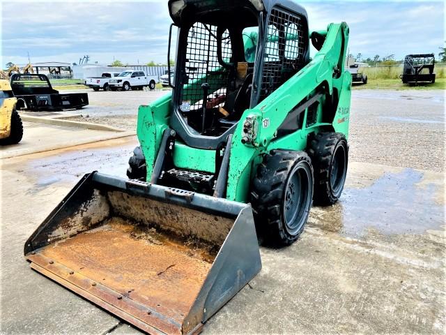 2014 Bobcat S530 skid steer loader