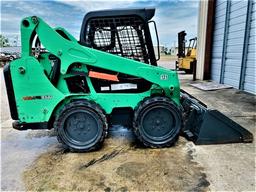 2014 Bobcat S530 skid steer loader