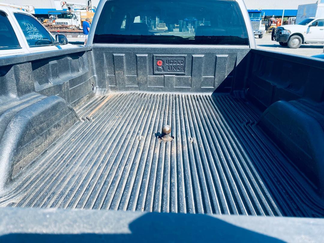 2007 GMC 3500 crew cab dually pickup