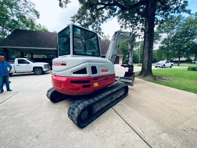 2018 Takeuchi TB260 excavator