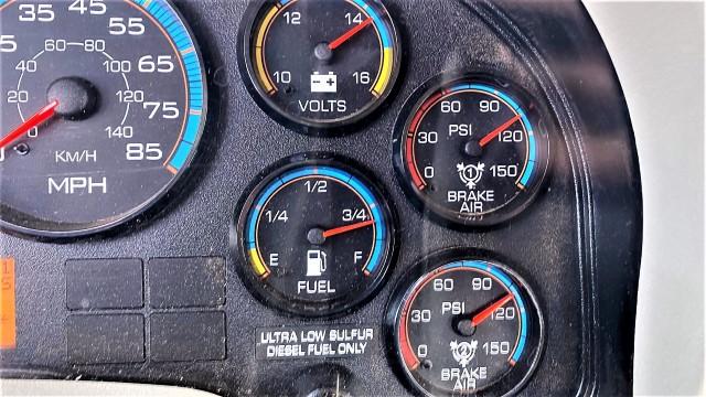 2012 International Durastar 4300 SBA, derrick