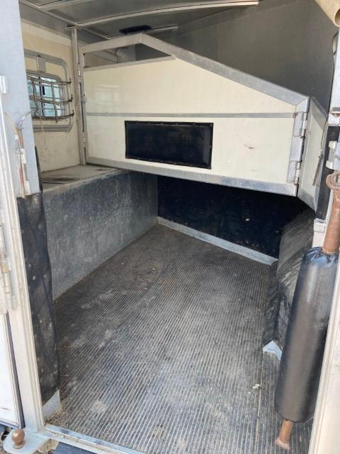 1992 Featherlite 2 horse slant load trailer