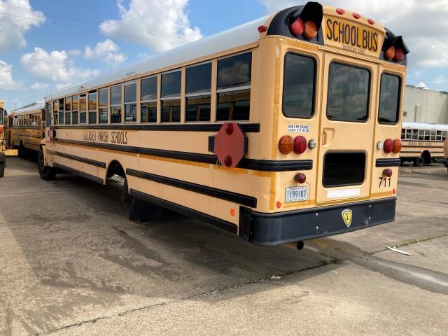 2008 INTERNATIONAL 78 PASSENGER BUS