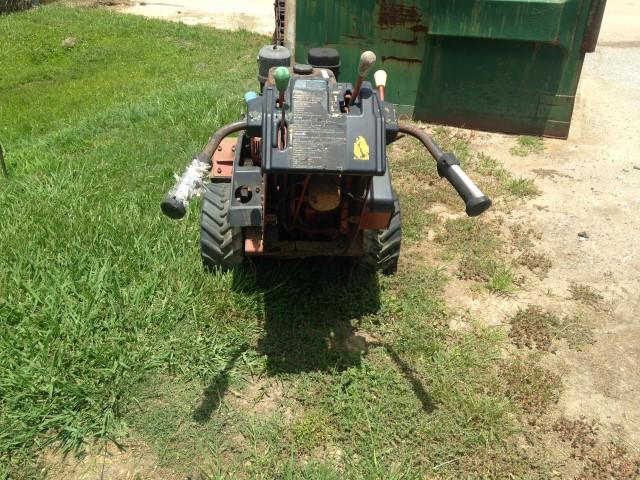 DITCHWITCH 1020 TRENCHER