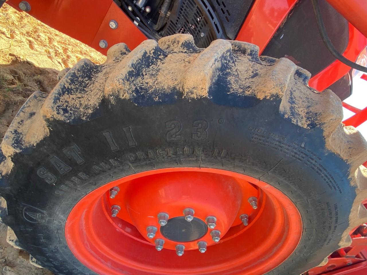 2018 Kubota M5-091D diesel tractor