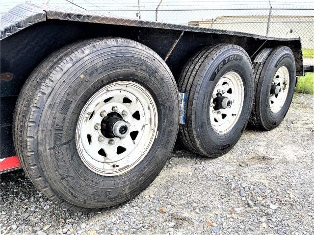 2017 PJ bumper hitch 26’ x 83” tilt trailer