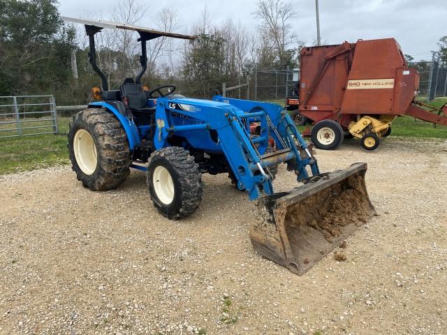 LS  R4047 diesel tractor