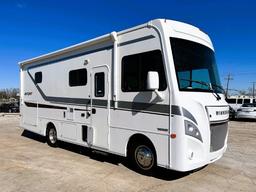 2018 Winnebago Intent 26’ motorhome