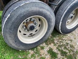 1998 Peterbilt 379  tandem axle truck
