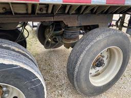 1998 Peterbilt 379  tandem axle truck