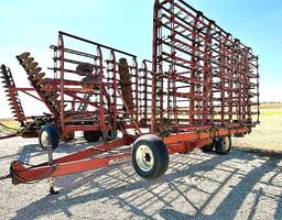 McFarlane model HD1046-16 spike harrow