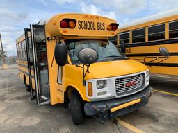 2002 Bluebird 30 passenger cutaway bus inop