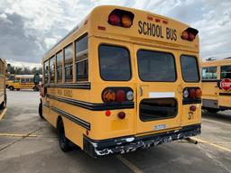 2002 Bluebird 30 passenger cutaway bus inop