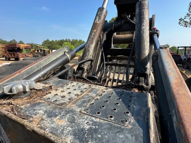 John Deere 748H articulating grapple skidder