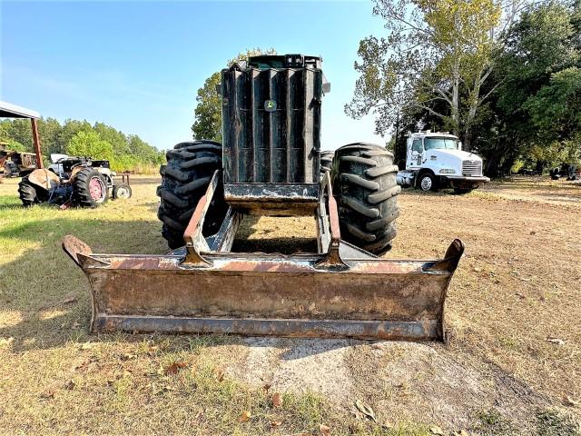 John Deere 748H articulating grapple skidder