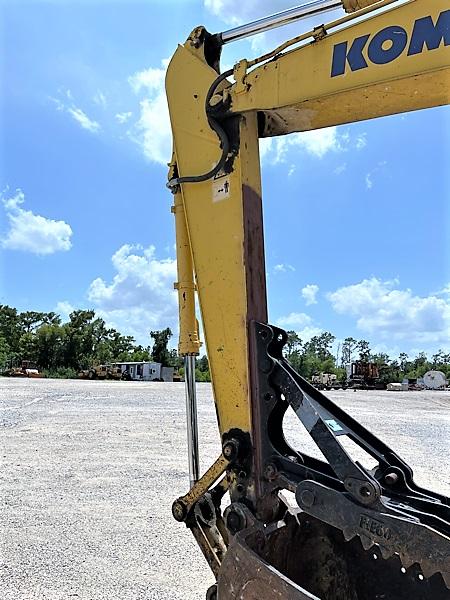 2016 Komatsu PC210LC-10 excavator