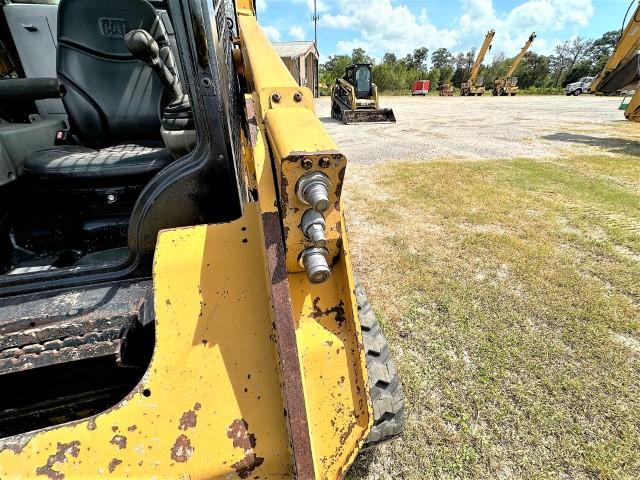 2015 Caterpillar 259D skid steer loader,