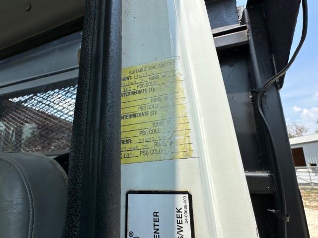 2001 Freightliner single axle refuse dump truck