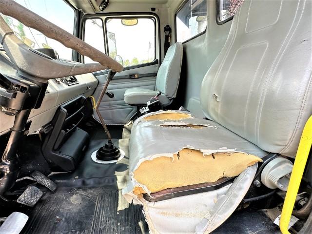 2001 Freightliner single axle refuse dump truck
