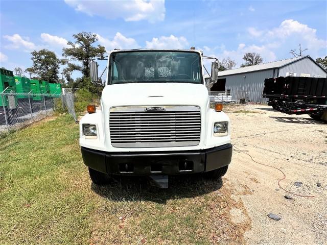 2001 Freightliner single axle refuse dump truck