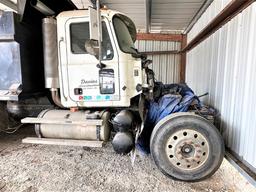 2006 Mack tandem axle dump truck