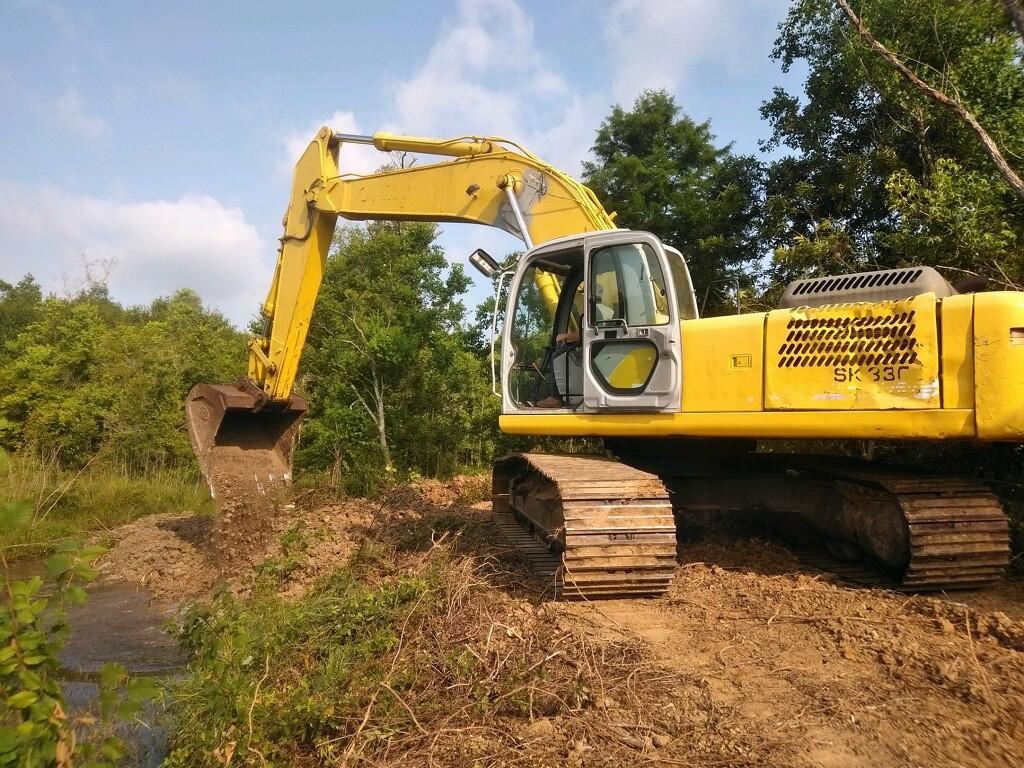 2006 Kobelco SK330LC excavator
