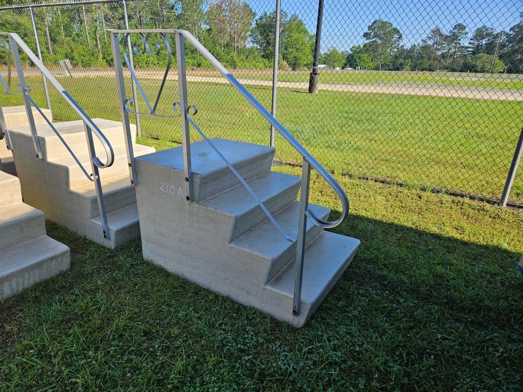 Fiberglass Steps 32" High