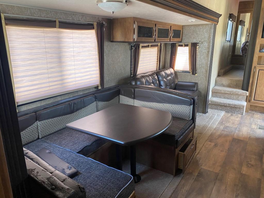 2018 Salem by Forest River 33BHOK 5th wheel camper