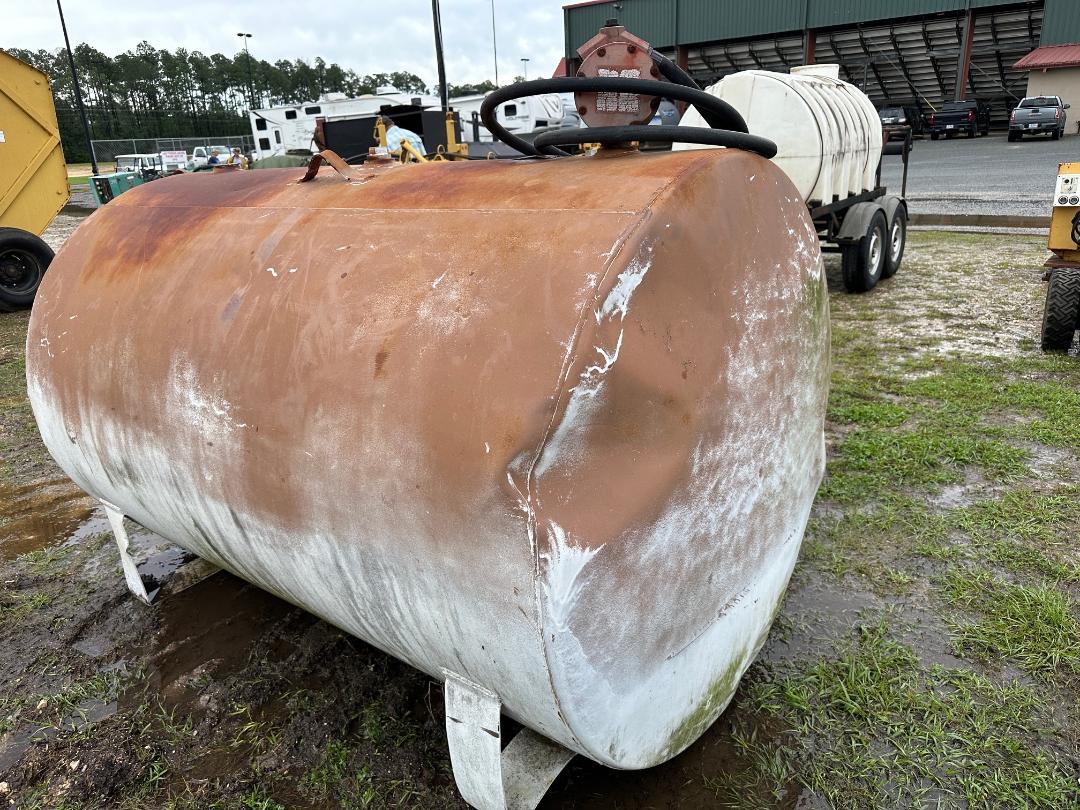 fuel tank with pump