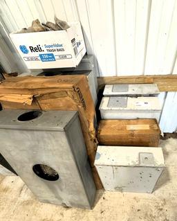 (8) 400 Amp meter bases w/hubs, (3) Multigang